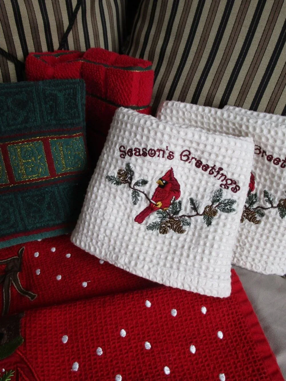 lot of Christmas theme kitchen towels